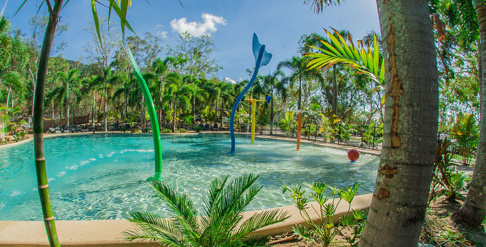 Nrma Airlie Beach Holiday Park Hotel Exterior photo